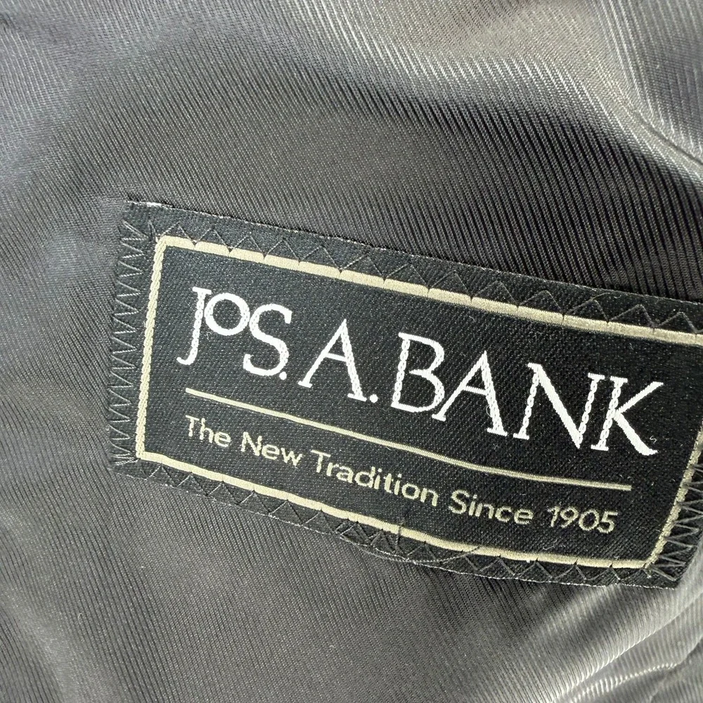 NEW Jos A Bank Plaid Tuxedo Dinner Jacket Satin Peak Lapel Burgundy Gray Men 42R